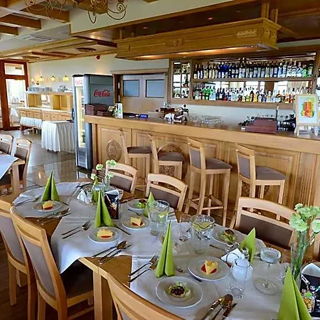 Alpejski Hotel 3*